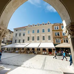 Heritage Santa Lucia Ξενοδοχείο Σπλιτ