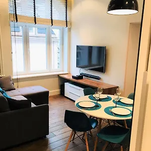Victus Apartamenty, Omega Polska