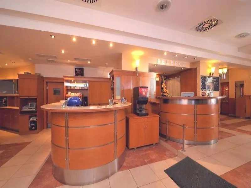 פראג Astoria Hotel 4*,